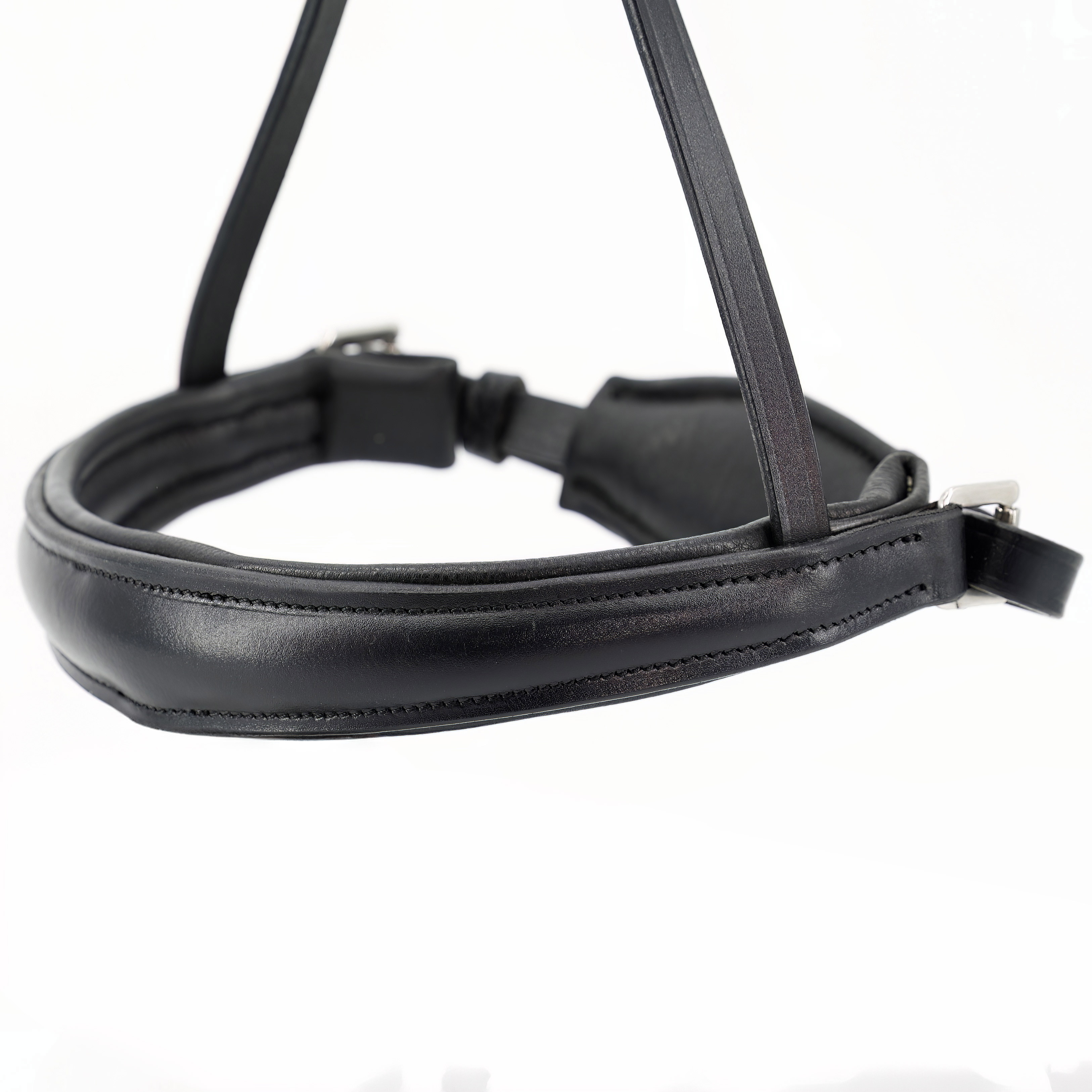 Performance-Reithalfter-anatomisch-ohne-Sperrriemen-Schwarz