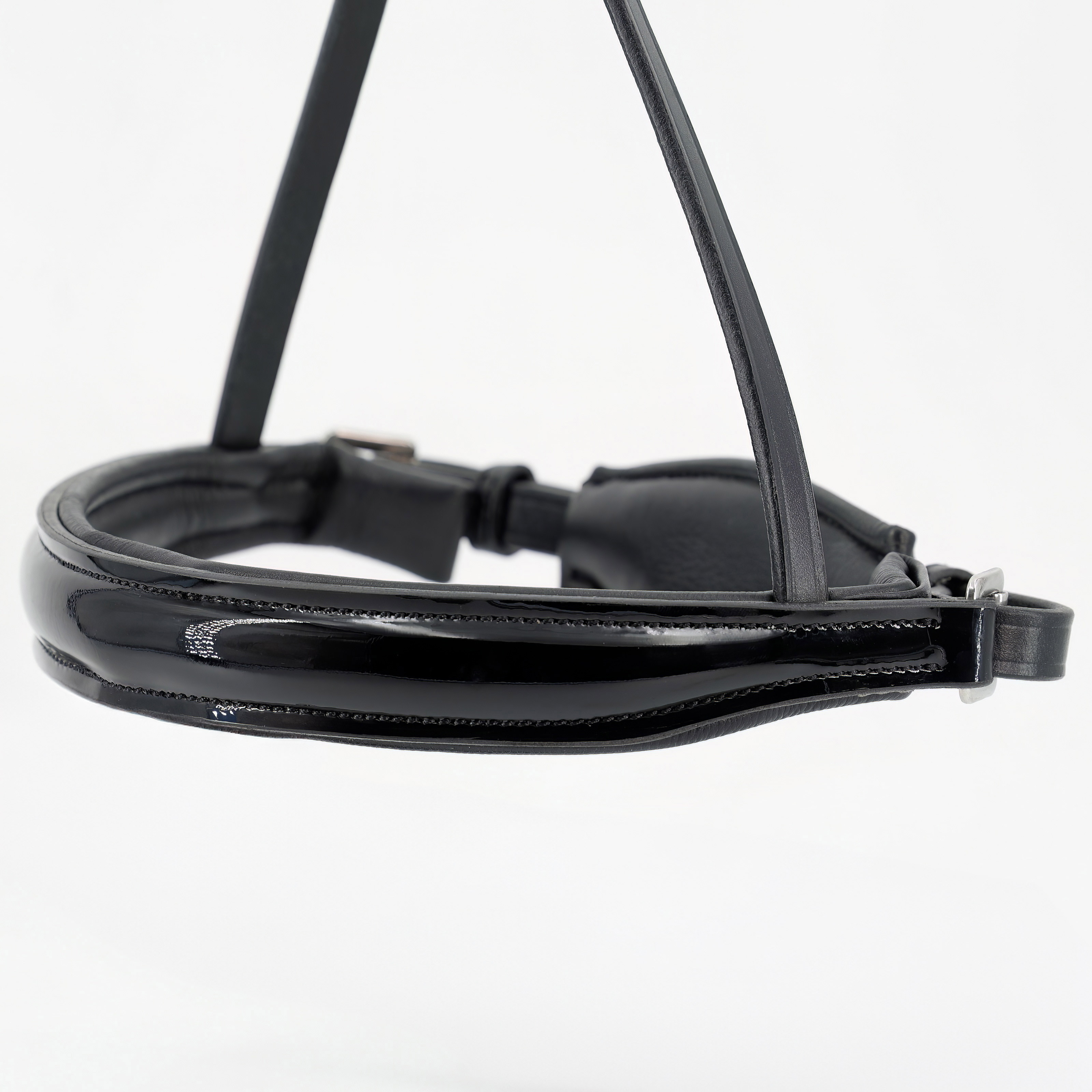 Reithalfter-Lack-Selection-ohne-Sperrriemen-Schwarz